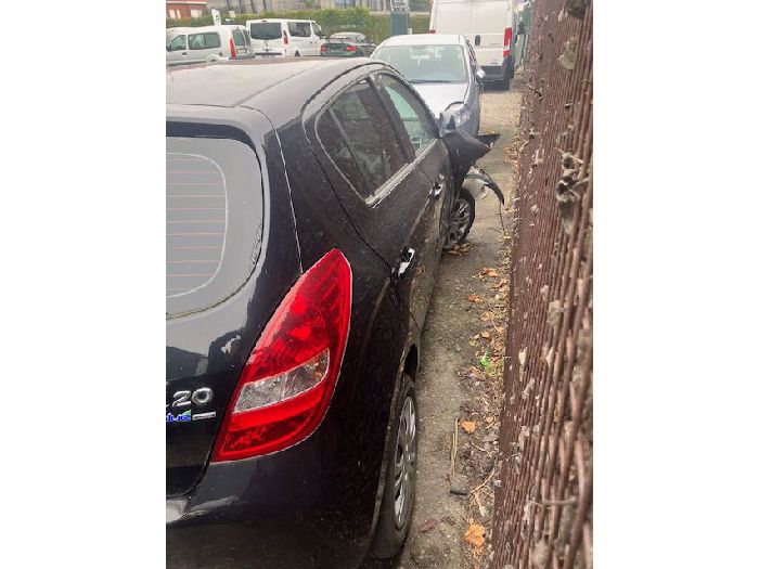 Auto 140257-12.jpg